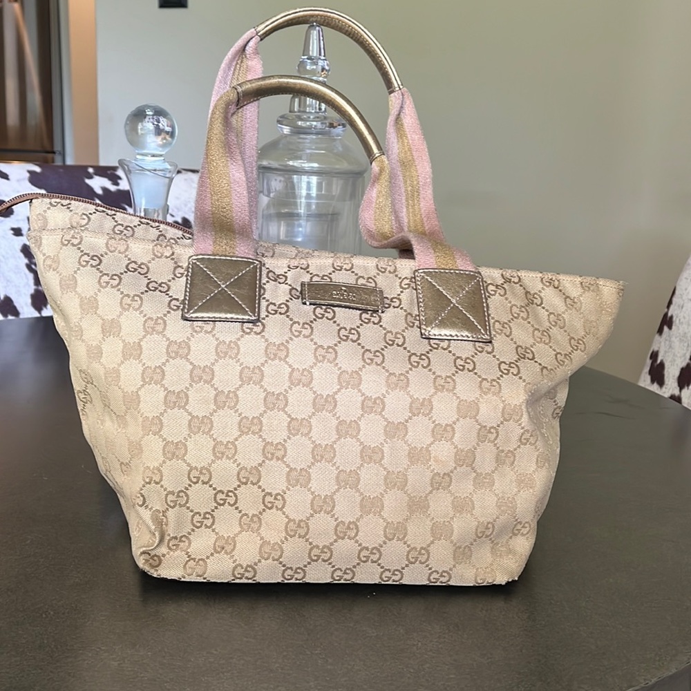 Gucci canvas tote. **Authentic**